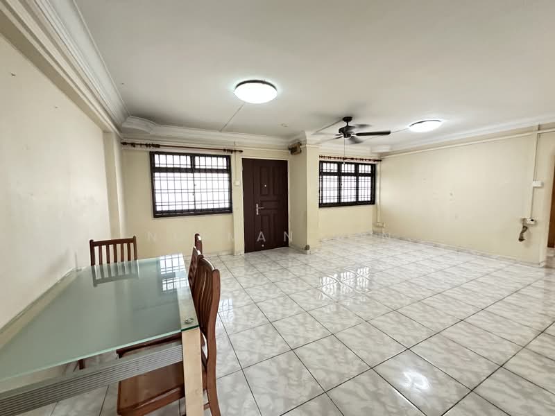 701 Woodlands Drive 40, 701 Woodlands Drive 40, 3 Bedrooms, 1,097 sqft, HDB Flat For Sale, by Norman Tan, 500191058 - Living Room - PropertyGuru.com.sg