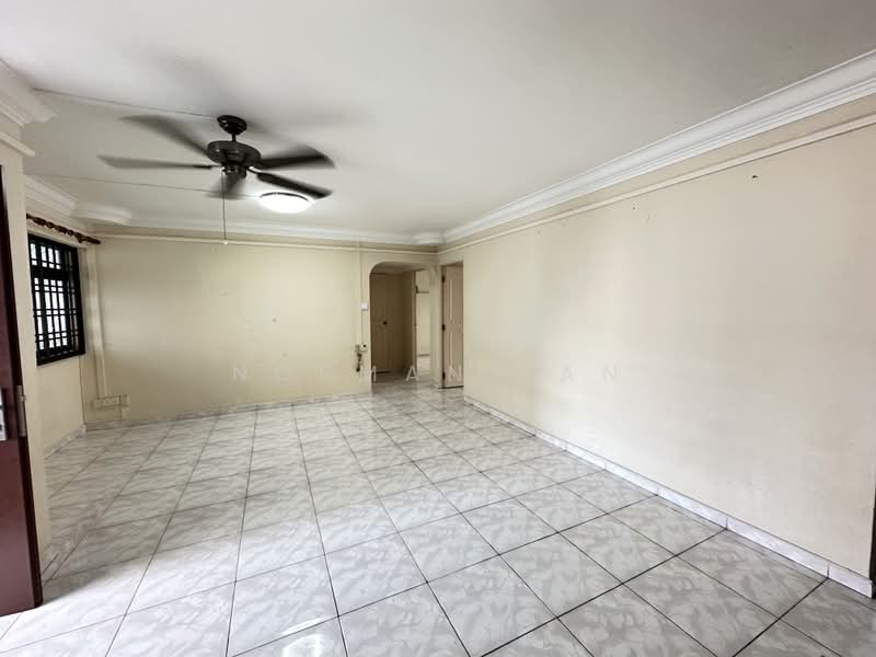 701 Woodlands Drive 40, 701 Woodlands Drive 40, 3 Bedrooms, 1,097 sqft, HDB Flat For Sale, by Norman Tan, 500191058 - Living Room - PropertyGuru.com.sg