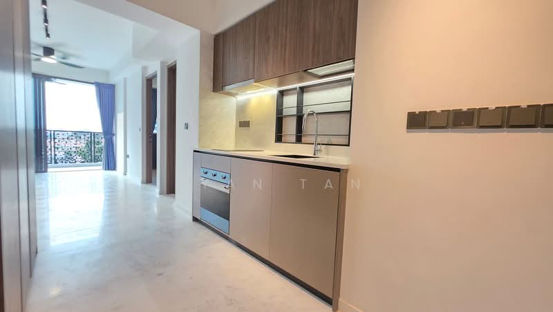 Sceneca Residence, 26 Tanah Merah Kechil Link, 2 Bedrooms, 678 sqft, Condominium For Rent, by Ryan Tan, 500191084 - Kitchen - PropertyGuru.com.sg