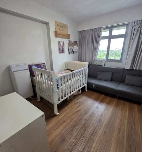 377B Hougang Street 32, 377B Hougang Street 32, 3 Bedrooms, 1,012 sqft, HDB Flat For Sale, by Sam Lek, 500191089 - Common Bedroom - PropertyGuru.com.sg