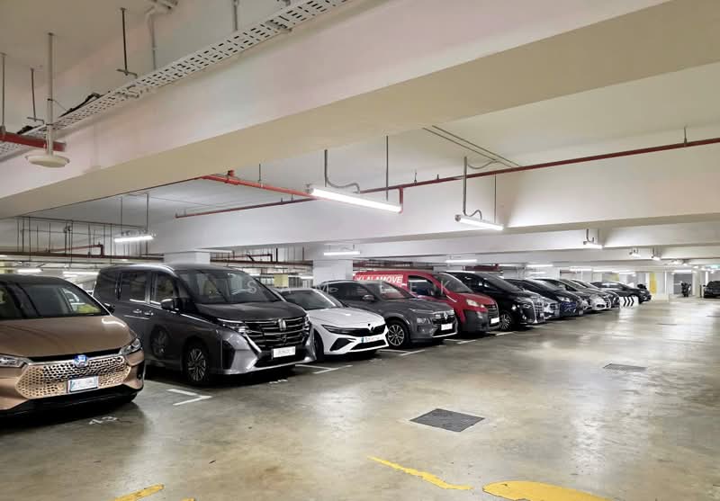 377B Hougang Street 32, 377B Hougang Street 32, 3 Bedrooms, 1,012 sqft, HDB Flat For Sale, by Sam Lek, 500191089 - Basement Car Park - PropertyGuru.com.sg