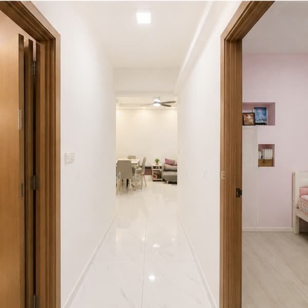 114B Alkaff Crescent, 114B Alkaff Crescent, 2 Bedrooms, 732 sqft, HDB Flat For Sale, by James Lee, 500191109 - Corridor - PropertyGuru.com.sg