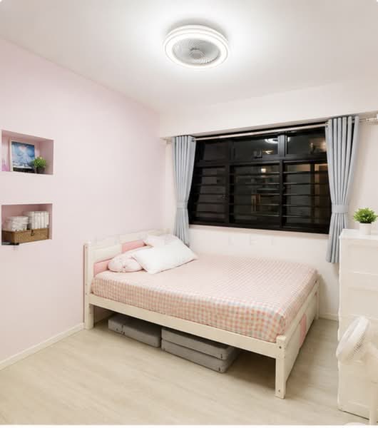 114B Alkaff Crescent, 114B Alkaff Crescent, 2 Bedrooms, 732 sqft, HDB Flat For Sale, by James Lee, 500191109 - Bedroom - PropertyGuru.com.sg