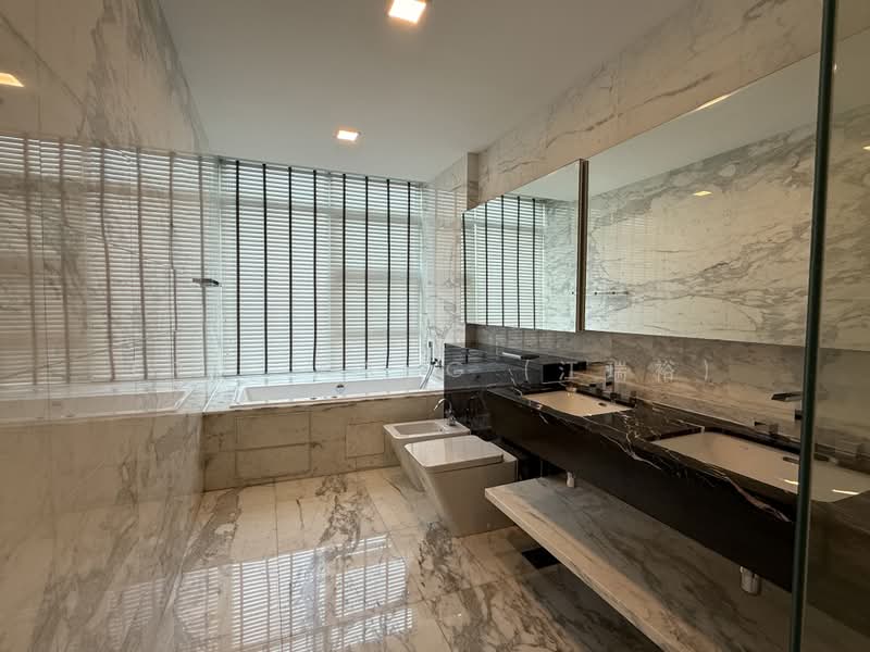 Residences @ Emerald Hill, 119 Emerald Hill Road, 5 Bedrooms, 5,791 sqft, Cluster House For Sale, by Eric KANG (江瑞裕), 500191116 - Bathroom - PropertyGuru.com.sg