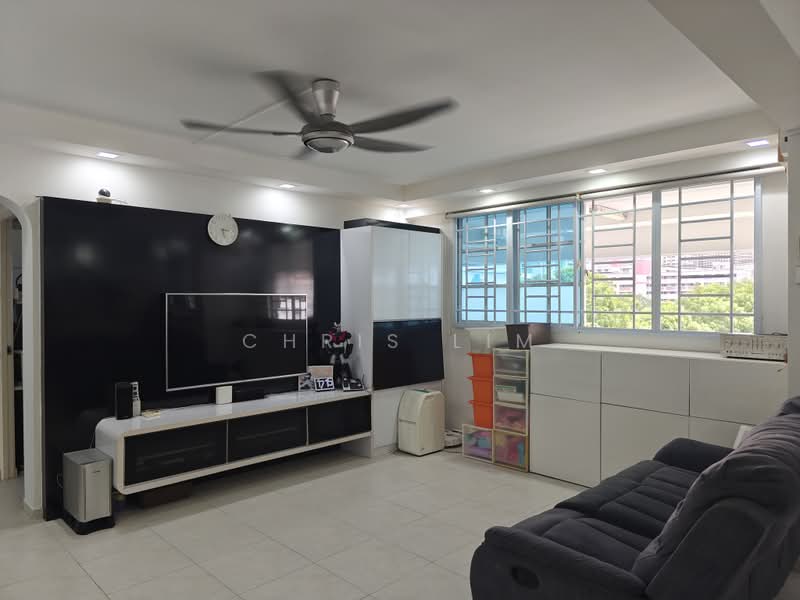 144 Bishan Street 12, 144 Bishan Street 12, 3 Bedrooms, 1,119 sqft, HDB Flat For Sale, by Chris Lim, 500191120 - Living Room - PropertyGuru.com.sg
