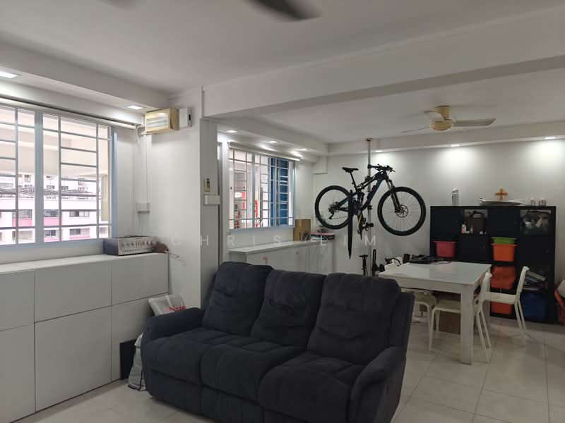 144 Bishan Street 12, 144 Bishan Street 12, 3 Bedrooms, 1,119 sqft, HDB Flat For Sale, by Chris Lim, 500191120 - Living Room - PropertyGuru.com.sg