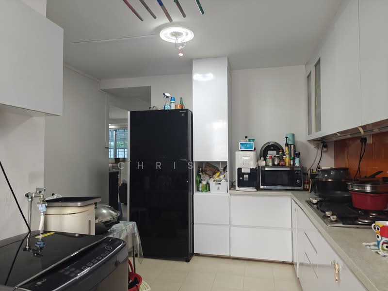 144 Bishan Street 12, 144 Bishan Street 12, 3 Bedrooms, 1,119 sqft, HDB Flat For Sale, by Chris Lim, 500191120 - Kitchen - PropertyGuru.com.sg