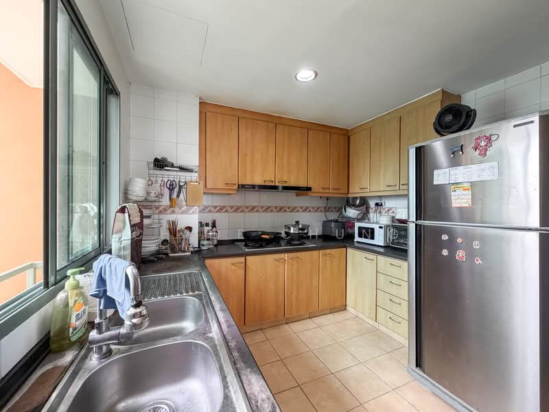 Yew Mei Green, 56 Choa Chu Kang North 6, 3 Bedrooms, 1,130 sqft, Condominium For Sale, by Chloe Chung, 500191122 - PropertyGuru.com.sg