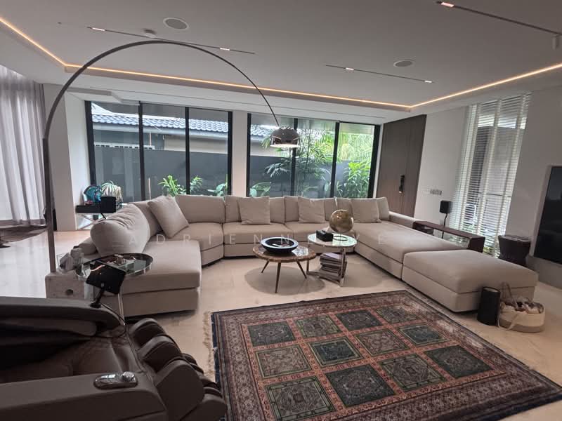 Luxurious Semi D-TOP Dec 2024, Jalan Jarak, 7 Bedrooms, 8,459 sqft, Detached House For Sale, by Adrienne Yew, 500191129 - Living Room - PropertyGuru.com.sg