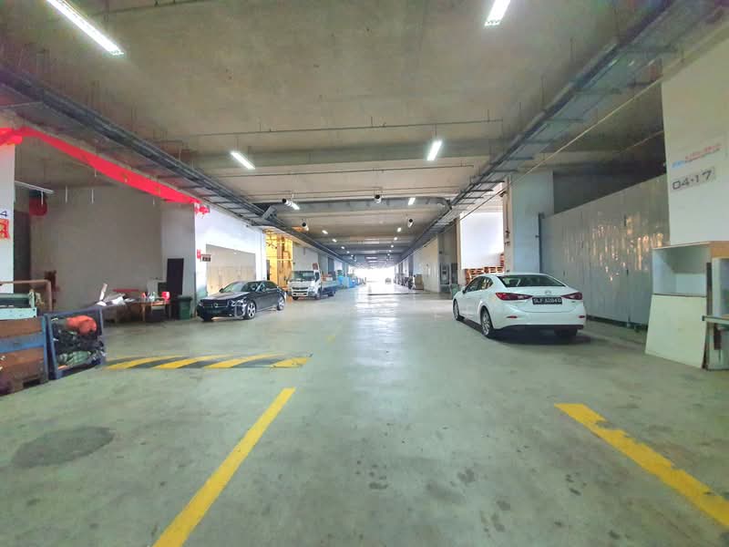 Westlink Two, 71 Tuas View Place, 2,755 sqft, Factory / Workshop (B2) For Rent, by Danny Ee, 500191131 - Car Park - CommercialGuru.com.sg