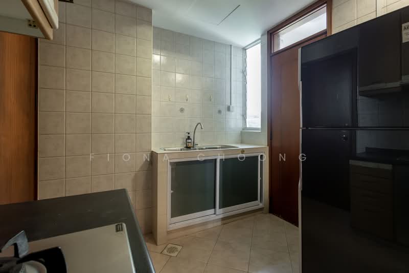 The Princeton, 2 Ewe Boon Road, 2 Bedrooms, 861 sqft, Apartment For Sale, by Fiona Choong, 500191138 - Kitchen - PropertyGuru.com.sg