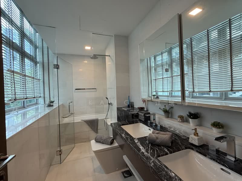 Residences @ Emerald Hill, 119 Emerald Hill Road, 3 Bedrooms, 1,851 sqft, Condominium For Sale, by Eric KANG (江瑞裕), 500191144 - Bathroom - PropertyGuru.com.sg