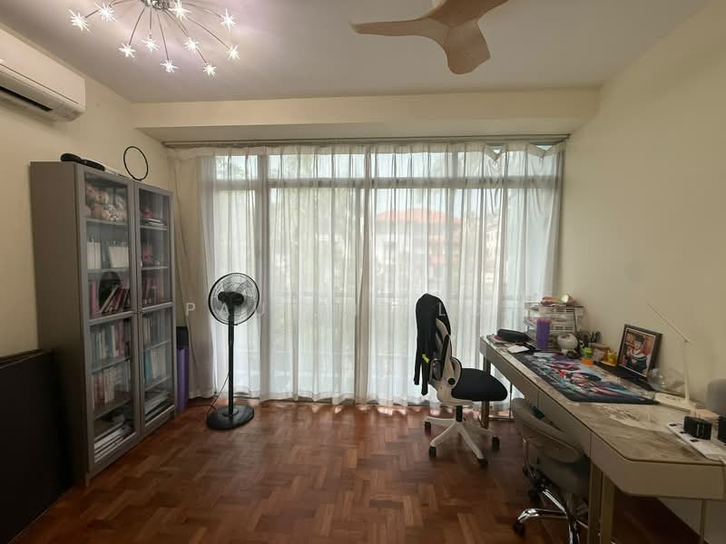 Springhill, Sembawang Walk, 5 Bedrooms, 3,014 sqft, Cluster House For Sale, by Pauline Loh, 500191151 - Bedroom 1 - PropertyGuru.com.sg