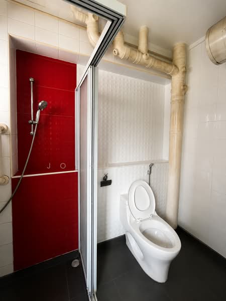 251 Pasir Ris Street 21, 251 Pasir Ris Street 21, 3 Bedrooms, 1,560 sqft, HDB Flat For Sale, by Joshua Lim, 500191153 - Bathroom - PropertyGuru.com.sg