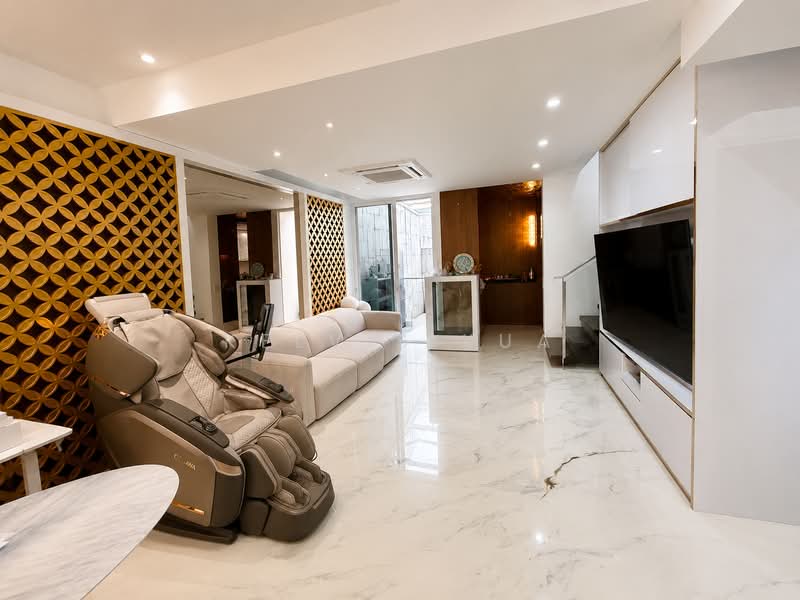 The Woods, Westwood Avenue, 6 Bedrooms, 4,015 sqft, Corner Terrace For Sale, by Kelvis Kua, 500191162 - Living Room - PropertyGuru.com.sg
