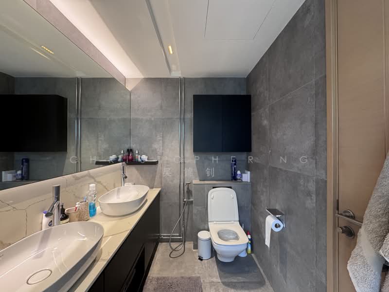 Waterford Residence, 21 Kim Yam Road, 4 Bedrooms, 1,816 sqft, Condominium For Sale, by Christopher Ng 吴锦钊, 500191163 - PropertyGuru.com.sg