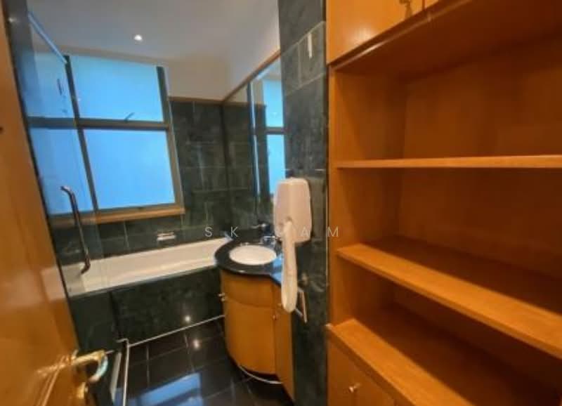 Gardenville, 10 Walshe Road, 3 Bedrooms, 1,808 sqft, Condominium For Rent, by SK Lam, 500191176 - Bathroom - PropertyGuru.com.sg