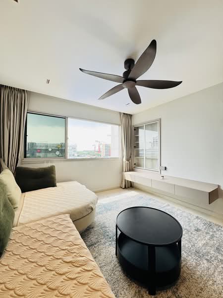 406 Pasir Ris Drive 6, 406 Pasir Ris Drive 6, 3 Bedrooms, 1,216 sqft, HDB Flat For Sale, by Marcus Tan, 500191181 - Living Room - PropertyGuru.com.sg
