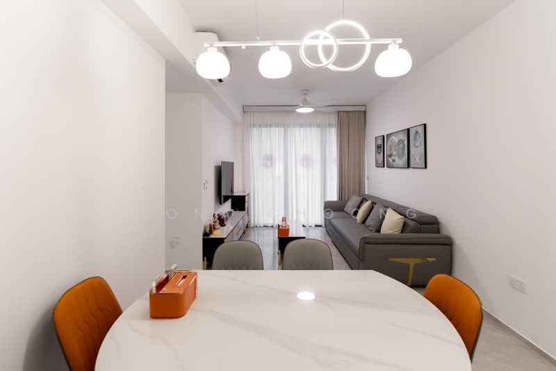 Tembusu Grand, 94 Jalan Tembusu, 3 Bedrooms, 1,173 sqft, Condominium For Sale, by Fiona Choong, 500191206 - Living Room - PropertyGuru.com.sg