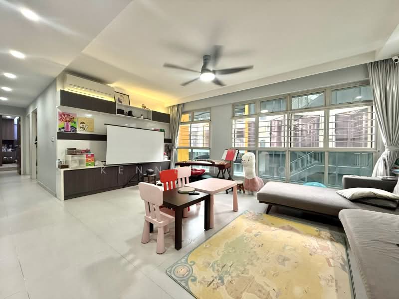 216D Compassvale Drive, 216D Compassvale Drive, 3 Bedrooms, 1,206 sqft, HDB Flat For Sale, by Kenneth Yeo, 500191214 - Living Room - PropertyGuru.com.sg