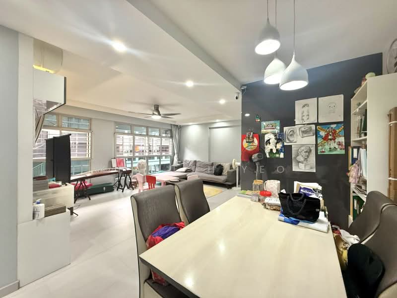 216D Compassvale Drive, 216D Compassvale Drive, 3 Bedrooms, 1,206 sqft, HDB Flat For Sale, by Kenneth Yeo, 500191214 - Living Room - PropertyGuru.com.sg