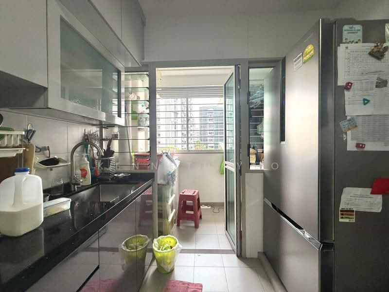 216D Compassvale Drive, 216D Compassvale Drive, 3 Bedrooms, 1,206 sqft, HDB Flat For Sale, by Kenneth Yeo, 500191214 - Kitchen - PropertyGuru.com.sg