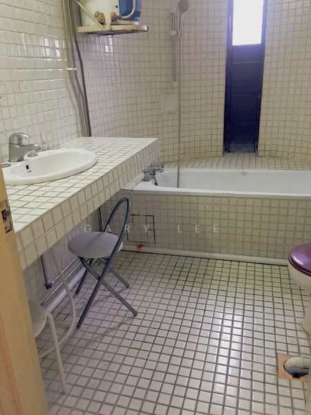 Teresa Ville, 1001 Lower Delta Road, Room Rental, 120 sqft, Condominium For Rent, by Gary Lee, 500191226 - Bathroom - PropertyGuru.com.sg