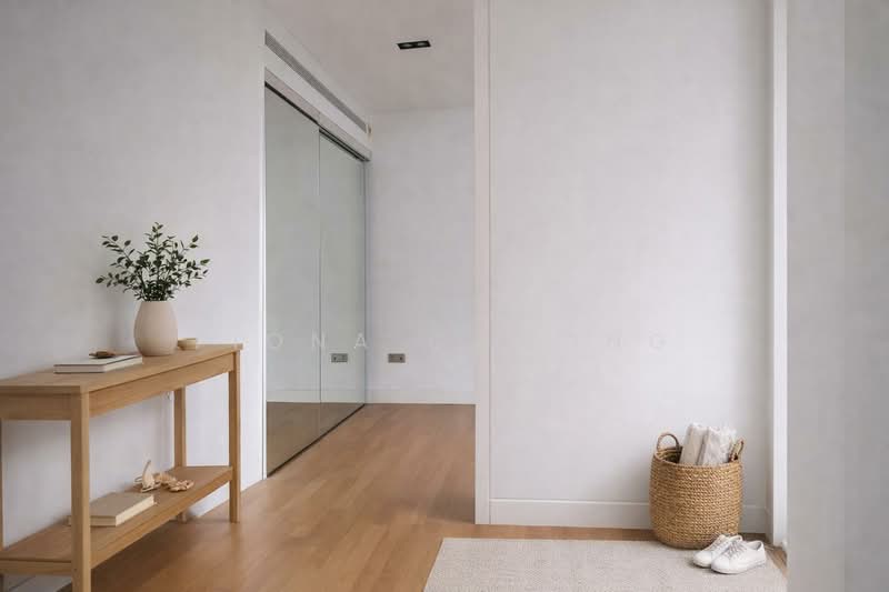 Hilltops, 99 Cairnhill Circle, 2 Bedrooms, 829 sqft, Condominium For Sale, by Fiona Choong, 500191233 - Interior - PropertyGuru.com.sg