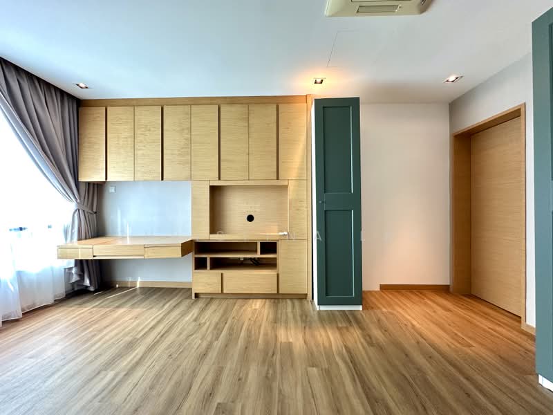 Parkshore, 201 Tanjong Rhu Road, 3 Bedrooms, 1,636 sqft, Condominium For Sale, by Christina Lau, 500191235 - Bedroom - PropertyGuru.com.sg