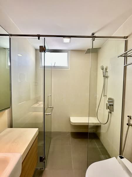 Parkshore, 201 Tanjong Rhu Road, 3 Bedrooms, 1,636 sqft, Condominium For Sale, by Christina Lau, 500191235 - Bathroom - PropertyGuru.com.sg