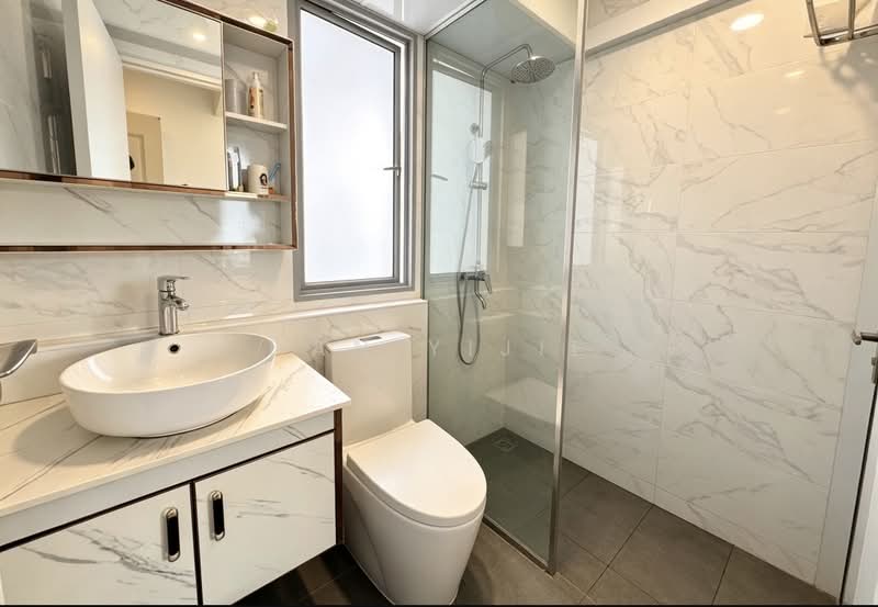 477A Upper Serangoon View, 477A Upper Serangoon View, 3 Bedrooms, 990 sqft, HDB Flat For Sale, by Han Yijie, 500191243 - Bathroom - PropertyGuru.com.sg