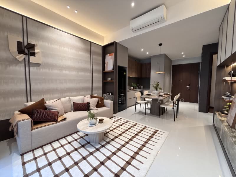 Parksuites, 18 Holland Grove Road, 3 Bedrooms, 786 sqft, Condominium For Sale, by Michelle Hiang, 500191258 - Living Room - PropertyGuru.com.sg