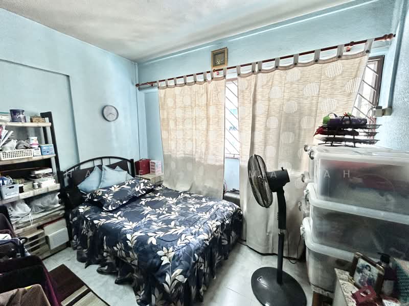 336 Jurong East Avenue 1, 336 Jurong East Avenue 1, 4 Bedrooms, 1,604 sqft, HDB Flat For Sale, by Sharifah Kamariah, 500191265 - Bedroom - PropertyGuru.com.sg