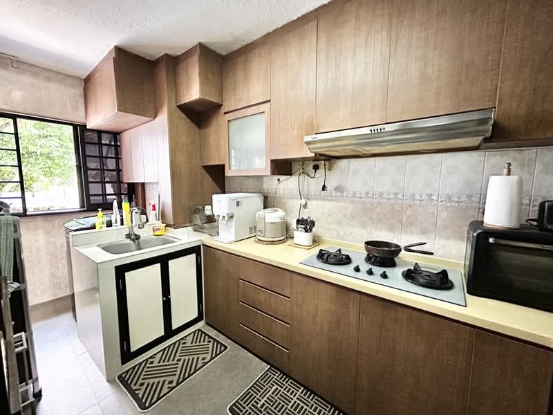 336 Jurong East Avenue 1, 336 Jurong East Avenue 1, 4 Bedrooms, 1,604 sqft, HDB Flat For Sale, by Sharifah Kamariah, 500191265 - Kitchen - PropertyGuru.com.sg