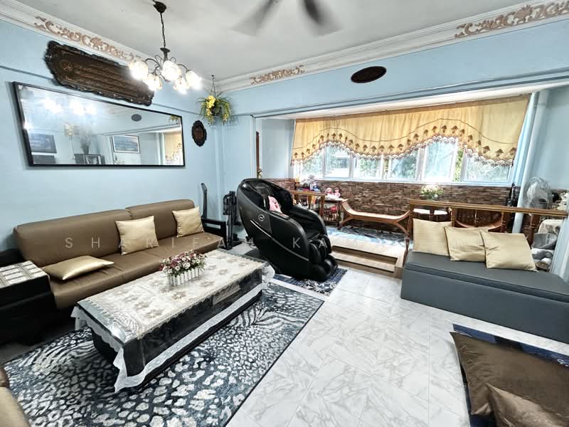 336 Jurong East Avenue 1, 336 Jurong East Avenue 1, 4 Bedrooms, 1,604 sqft, HDB Flat For Sale, by Sharifah Kamariah, 500191265 - Living Room - PropertyGuru.com.sg
