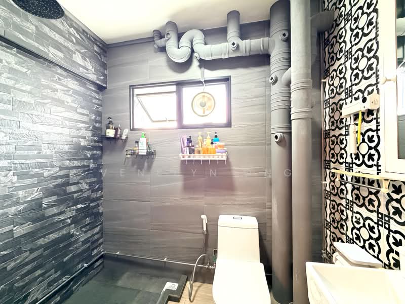 112 Whampoa Road, 112 Whampoa Road, 3 Bedrooms, 1,335 sqft, HDB Flat For Sale, by Venelyn Ong, 500191277 - Master Bathroom - PropertyGuru.com.sg