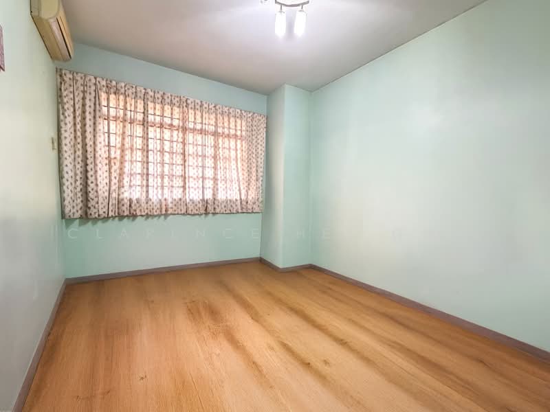 Paya Lebar Walk Freehold Inter-Terrace House (3-Storeys), , 4 Bedrooms, 2,365 sqft, Terraced House For Sale, by Clarence Hee 许振雄, 500191280 - Interior - PropertyGuru.com.sg