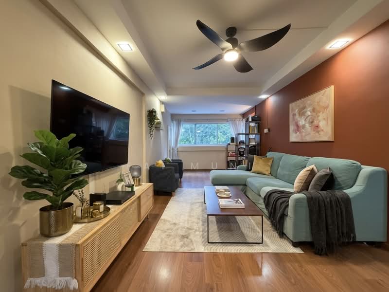 445 Tampines Street 42, 445 Tampines Street 42, 2 Bedrooms, 818 sqft, HDB Flat For Sale, by Fai Muni, 500191321 - Living Room - PropertyGuru.com.sg