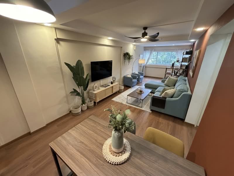 445 Tampines Street 42, 445 Tampines Street 42, 2 Bedrooms, 818 sqft, HDB Flat For Sale, by Fai Muni, 500191321 - Living Room - PropertyGuru.com.sg