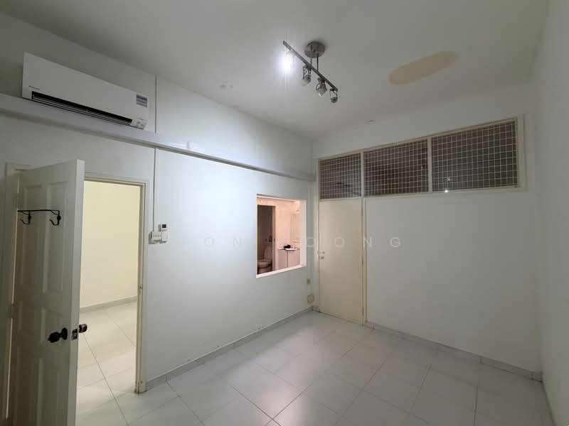 Sembawang Hills Estate, Nemesu Avenue, 3 Bedrooms, 1,500 sqft, Corner Terrace For Rent, by Shon Foong, 500191352 - PropertyGuru.com.sg