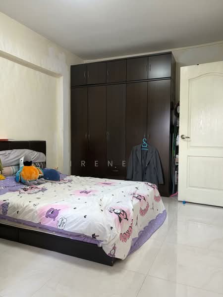 511 Jurong West Street 52, 511 Jurong West Street 52, 2 Bedrooms, 796 sqft, HDB Flat For Sale, by Irene ., 500191358 - Master Bedroom - PropertyGuru.com.sg