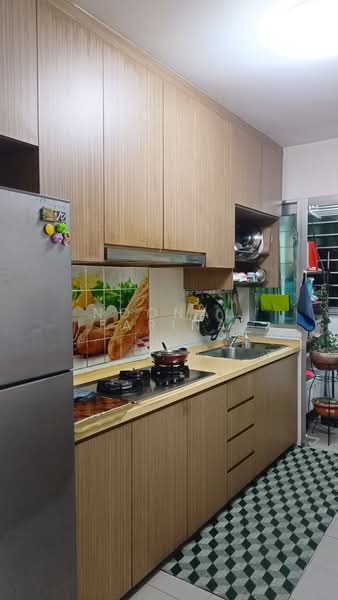428B Yishun Avenue 11, 428B Yishun Avenue 11, 3 Bedrooms, 990 sqft, HDB Flat For Sale, by Noonal Farina, 500191381 - Kitchen - PropertyGuru.com.sg