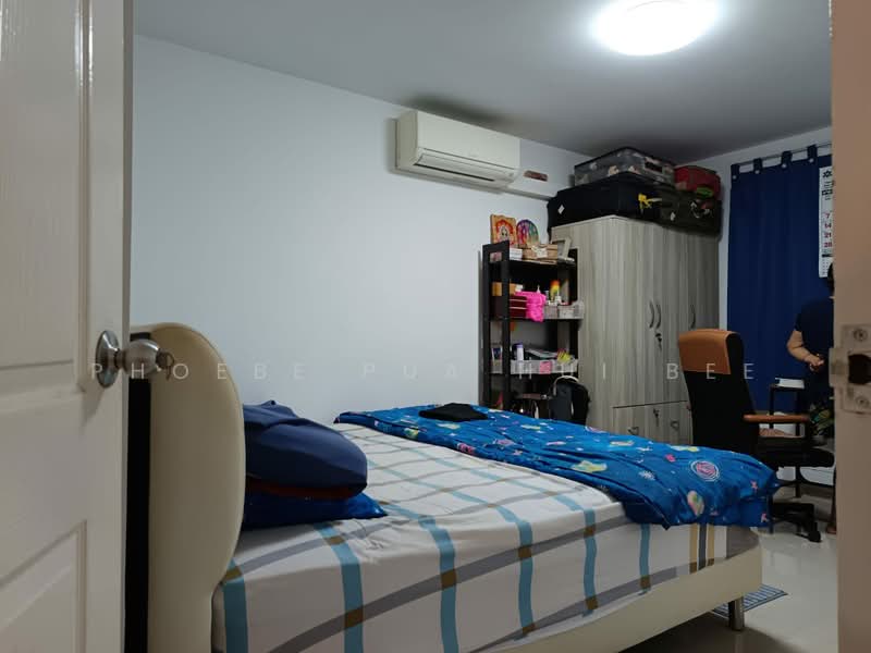14 Taman Ho Swee, 14 Taman Ho Swee, 2 Bedrooms, 581 sqft, HDB Flat For Rent, by Phoebe Pua Hui Bee, 500191384 - Bedroom - PropertyGuru.com.sg