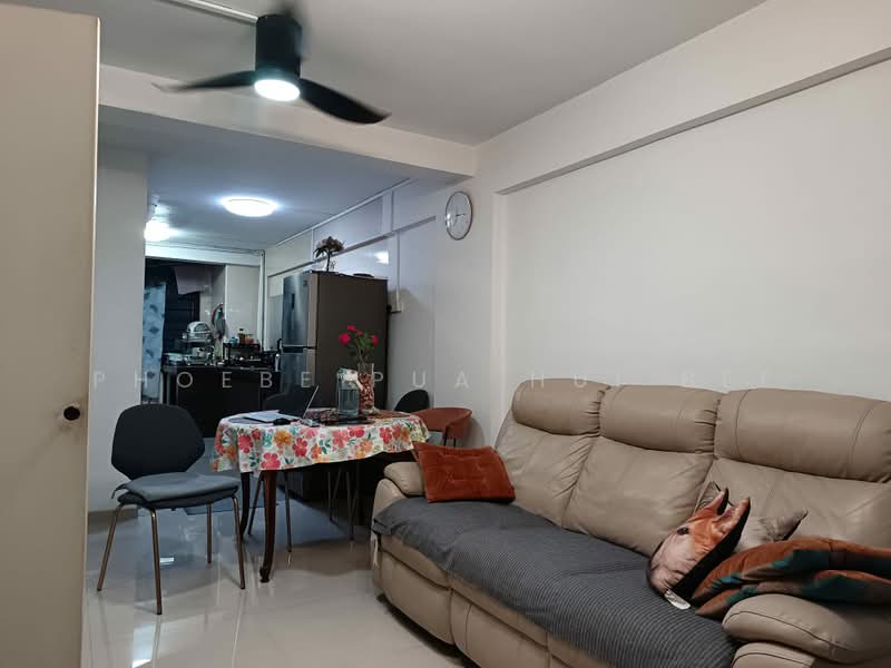 14 Taman Ho Swee, 14 Taman Ho Swee, 2 Bedrooms, 581 sqft, HDB Flat For Rent, by Phoebe Pua Hui Bee, 500191384 - Living Room - PropertyGuru.com.sg