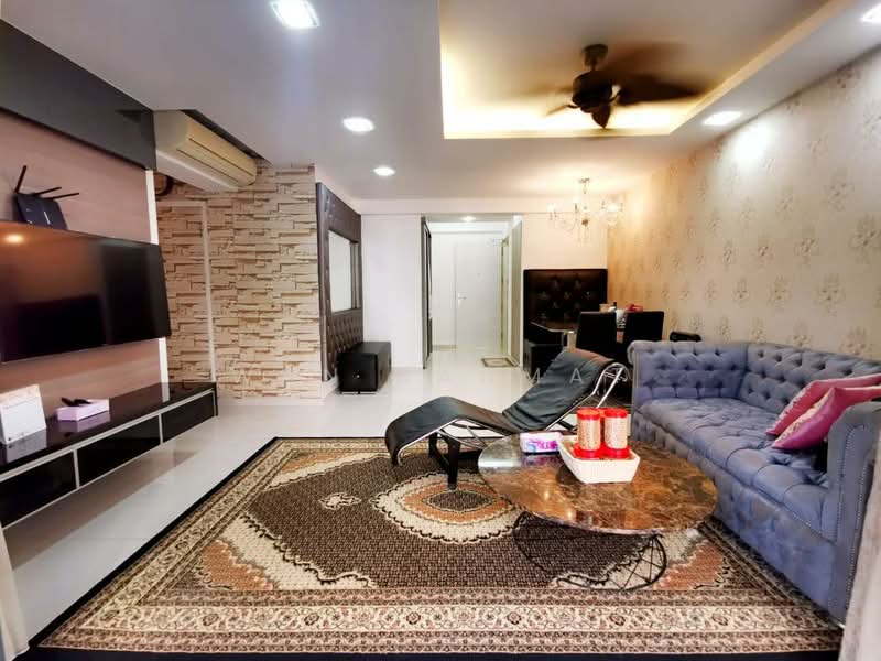 138A Yuan Ching Road, 138A Yuan Ching Road, 3 Bedrooms, 105 sqft, HDB Flat For Sale, by Wan Rahmat, 500191412 - Living Room - PropertyGuru.com.sg