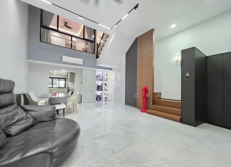 Rare Freehold Chestnut Terrace 10 mins walk to MRT, Chestnut Green, 4 Bedrooms, 2,900 sqft, Terraced House For Sale, by Jasmine Chan, 500191419 - Living Room - PropertyGuru.com.sg