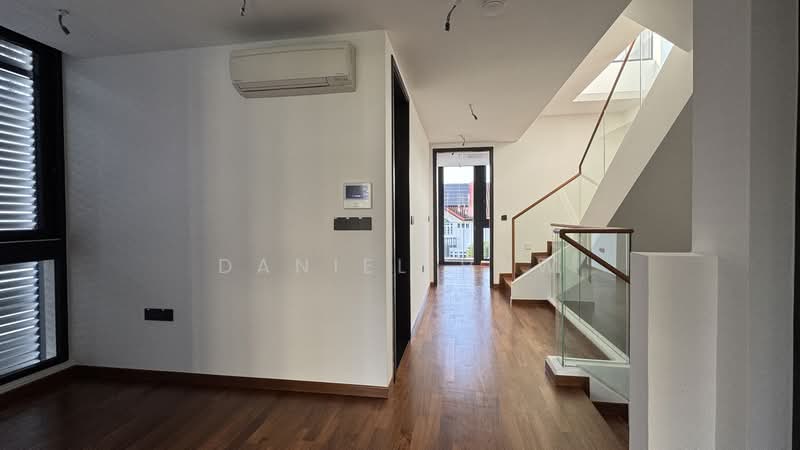 ⭐️⭐️LANDED7772@ Resort Living Next To Pasir Ris Beach, Next to Downtown East Resort Call 9321 7772 to view, 5 Bedrooms, 4,027 sqft, Terraced House For Sale, by Daniel Haw, 500191423 - PropertyGuru.com.sg
