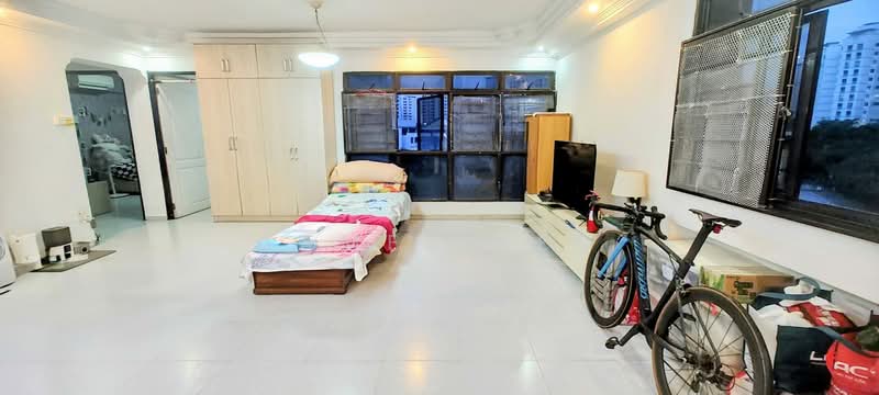 305B Anchorvale Link, 305B Anchorvale Link, 3 Bedrooms, 1,184 sqft, HDB Flat For Sale, by James Yeo, 500191435 - Living Room - PropertyGuru.com.sg