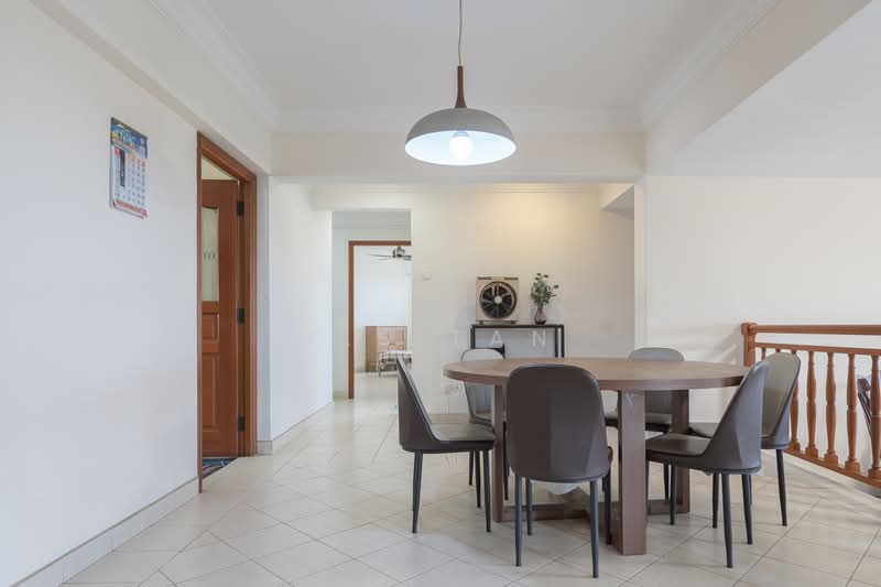Ivory Heights, 122 Jurong East Street 13, 3 Bedrooms, 1,701 sqft, Condominium For Sale, by K.S Tan, 500191436 - Dining Room - PropertyGuru.com.sg