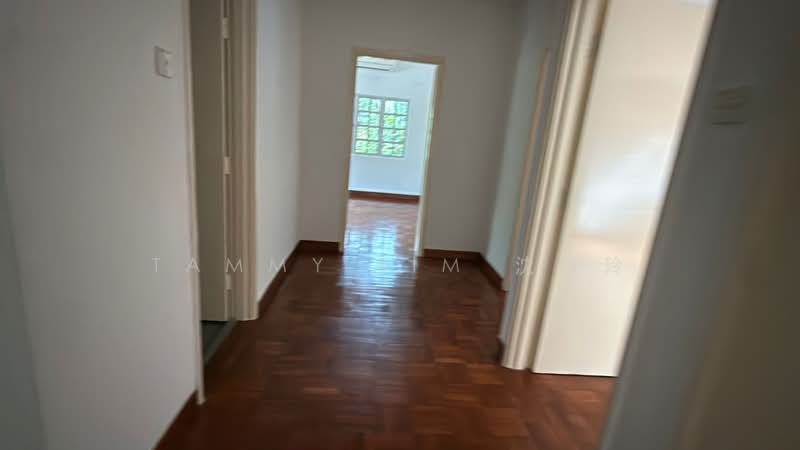 Detached Colonial Black White House for Rent D10/11/21 Sunset Way/Bukit Timah/Mount Sinai/KingAlbert, Sunset, King Albert Park, Holland, Clementi, 5 Bedrooms, 4,000 sqft, Detached House For Rent, by Tammy Sim 沈依玲, 500191440 - Corridor - PropertyGuru.com.sg